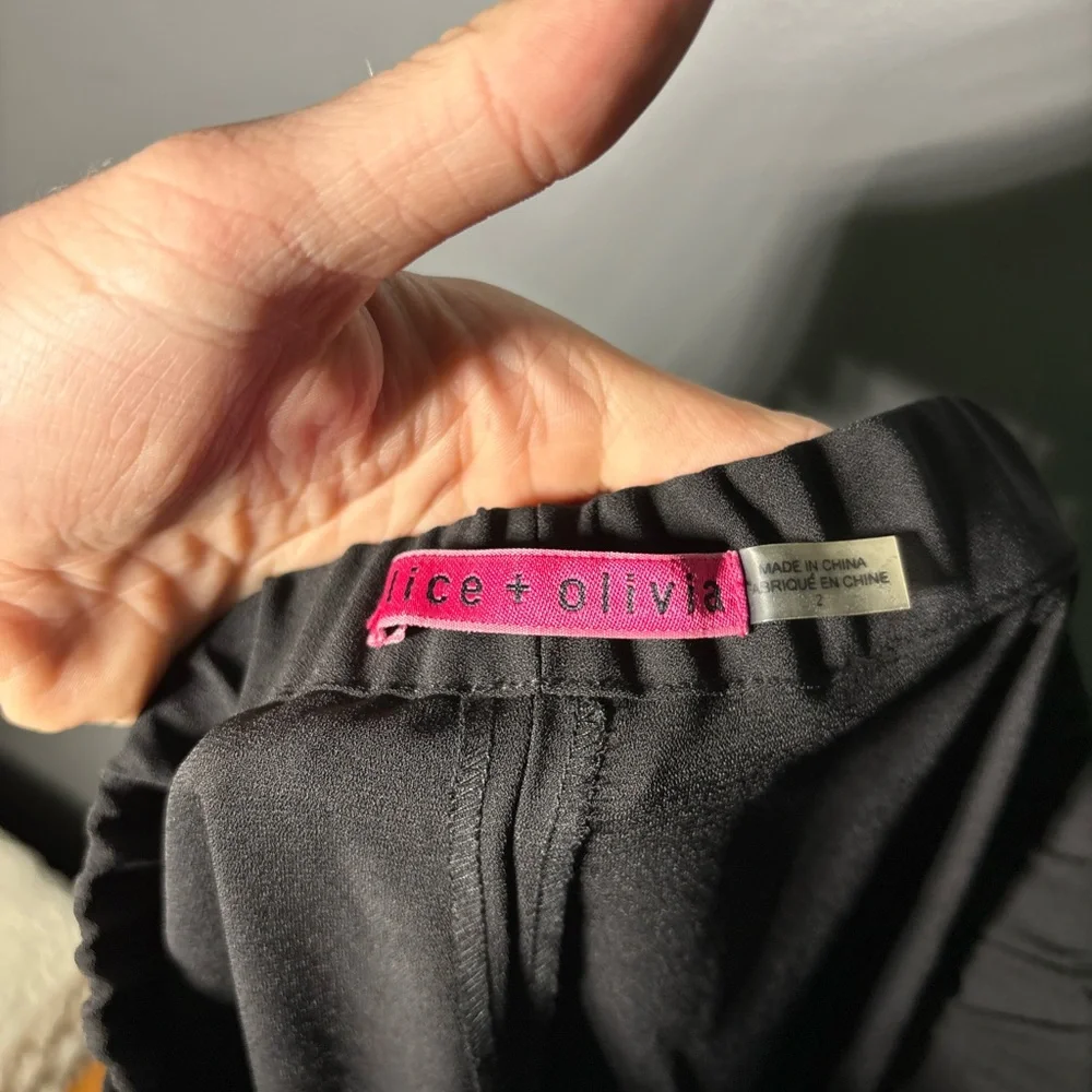 Alice+Olivia Pull On Lamb Leather Trim Skinny Pants Size 2 - Picture 2 of 5